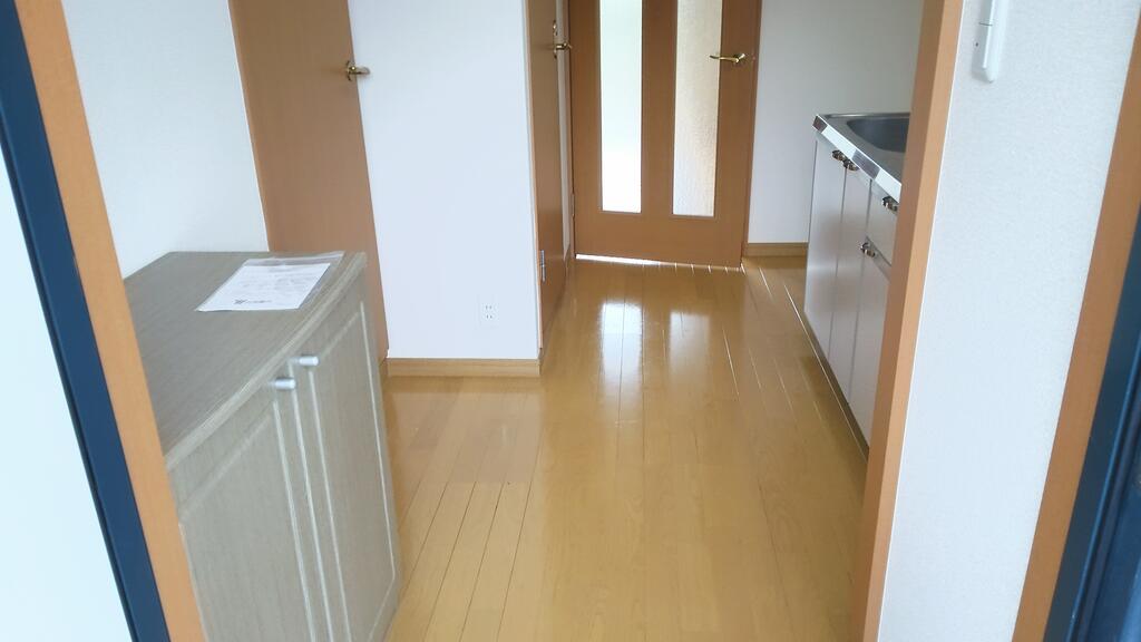 鶴望ドリームマンションIの内装写真