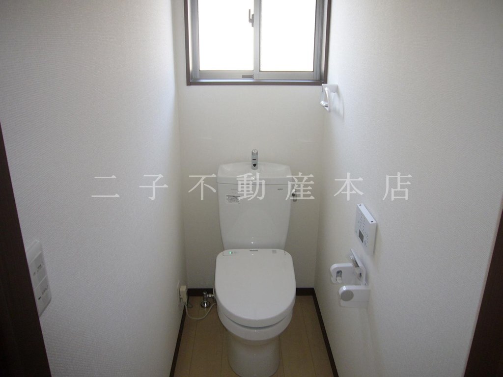その他設備　２Fトイレ
