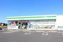 コンビニ　ファミリーマート筑西布川店（コンビニ）まで745m
