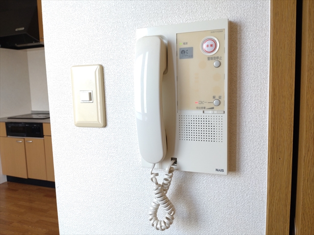 セキュリティ　オートロック、インターホン