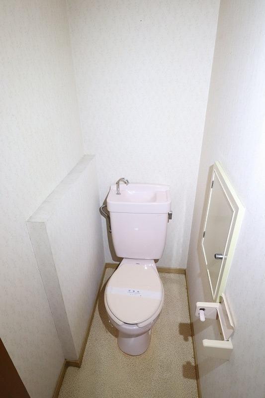 【プラザ７のトイレ】