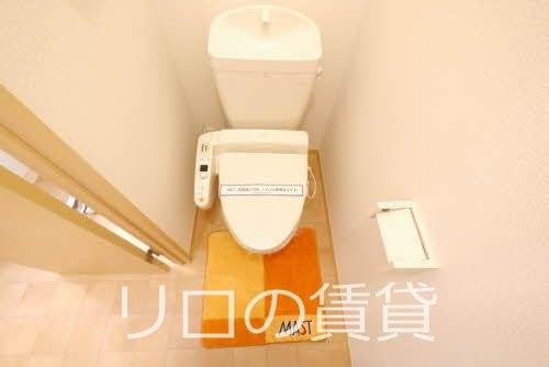 【飯塚市大日寺のアパートのトイレ】
