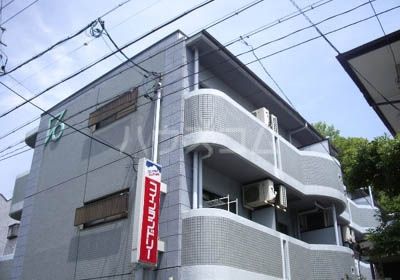 名古屋市昭和区八事富士見のマンションの建物外観