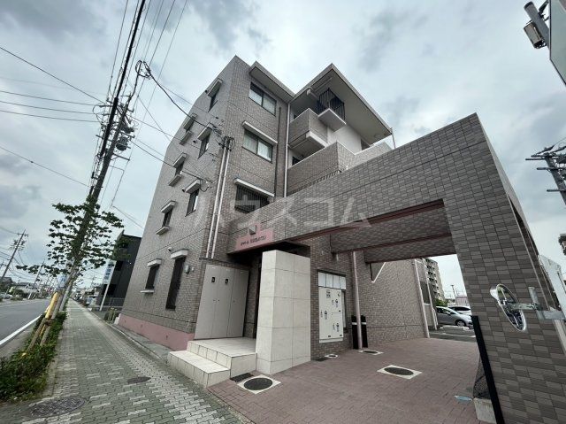 【名古屋市中川区助光のマンションの建物外観】