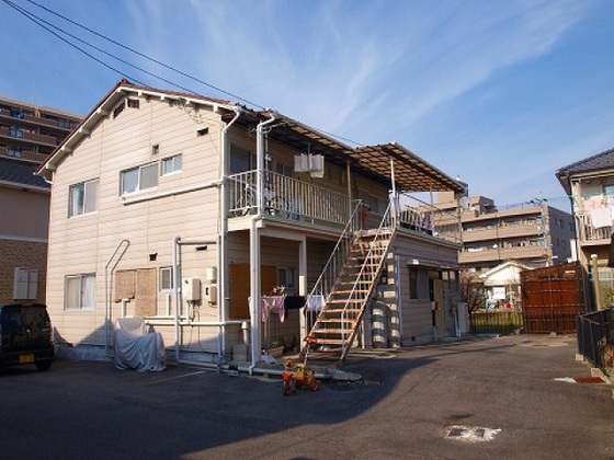 向陽荘の建物外観