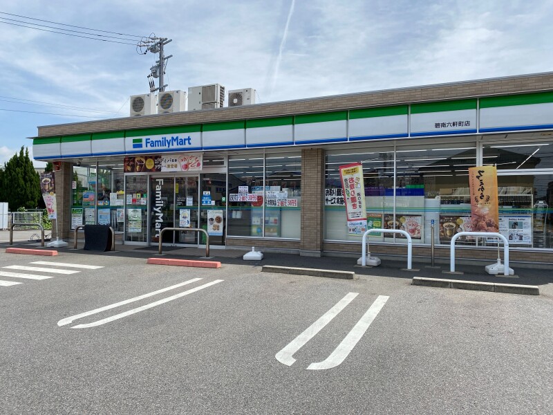 【碧南市丸山町のアパートのコンビニ】