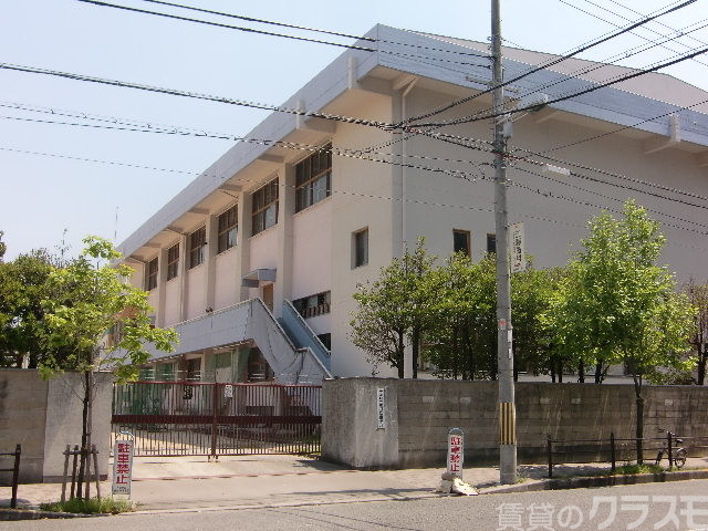 高校・高専　大阪府立東淀川高等学校（高校・高専）まで350m