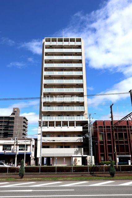 堺市堺区車之町東のマンションの建物外観