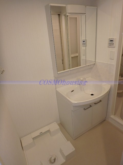 洗面設備　※同タイプの室内写真