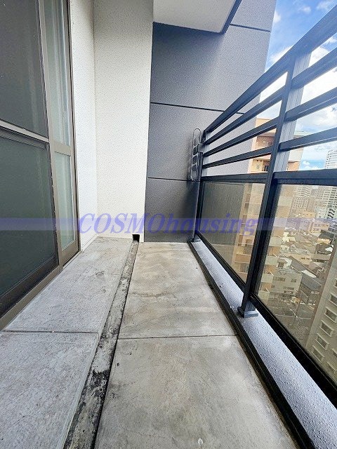 バルコニー　※同タイプの室内写真