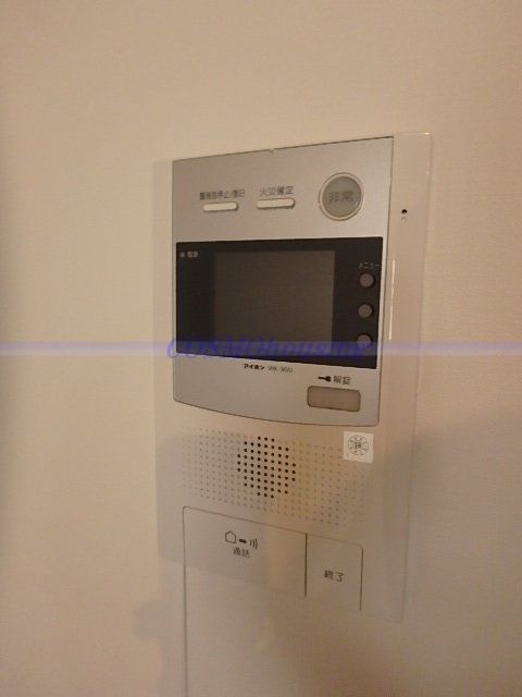 セキュリティ　モニタ付インターホン※同タイプの室内写真