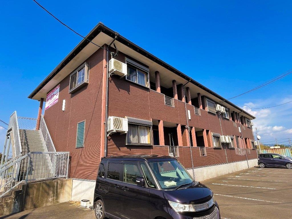 チェリーヒルズ　A棟の建物外観