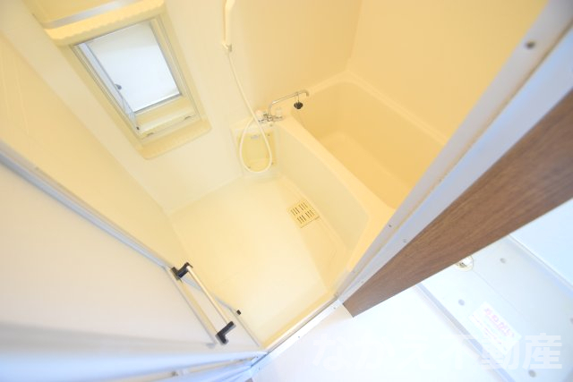 バス・シャワールーム　お風呂です