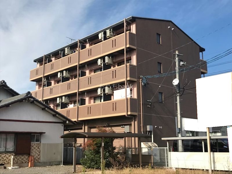 建物外観　女性専用の物件になります。