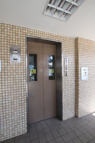 その他設備　エレベーター