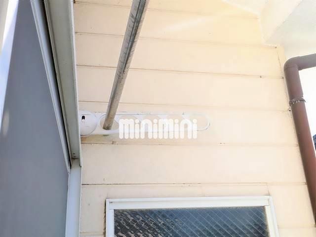 バルコニー　物干し竿通せます！