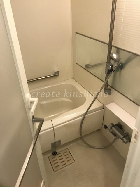 バス・シャワールーム　バスルーム