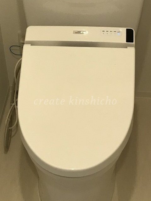 トイレ　温水洗浄便座