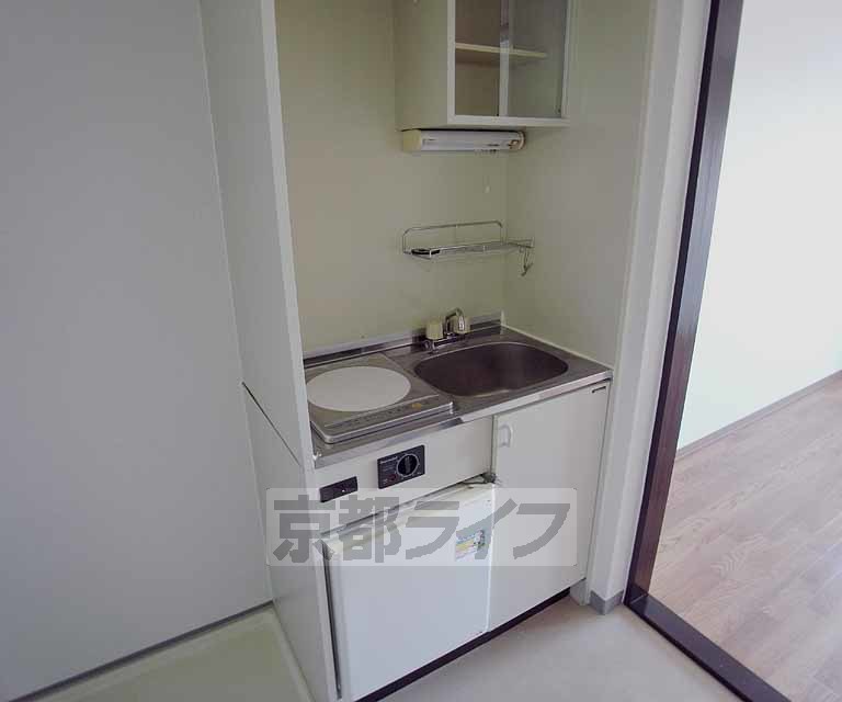 キッチン　コンパクトキッチン