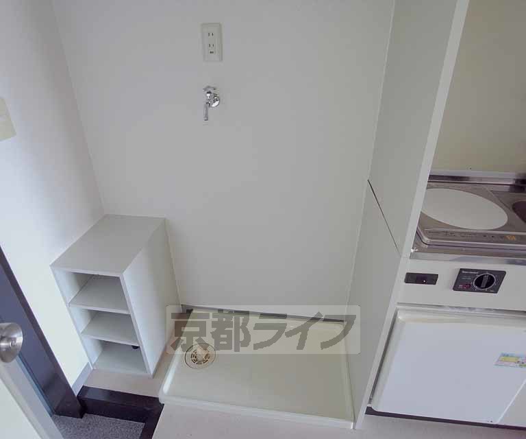 その他設備　室内洗濯機置場ですよ