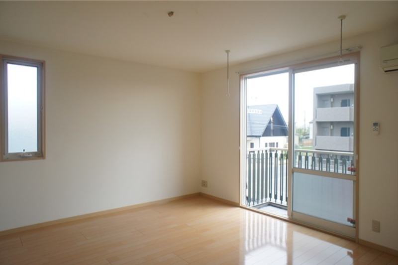 居室・リビング　図面と現状に相違がある場合には現状を優先