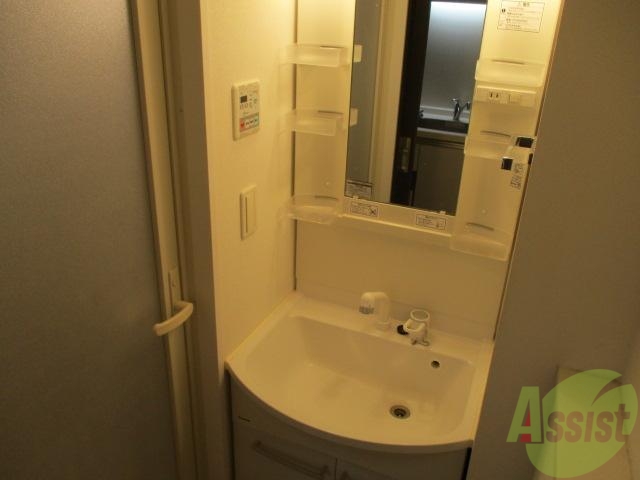 洗面設備　もちろん独立洗面台です。