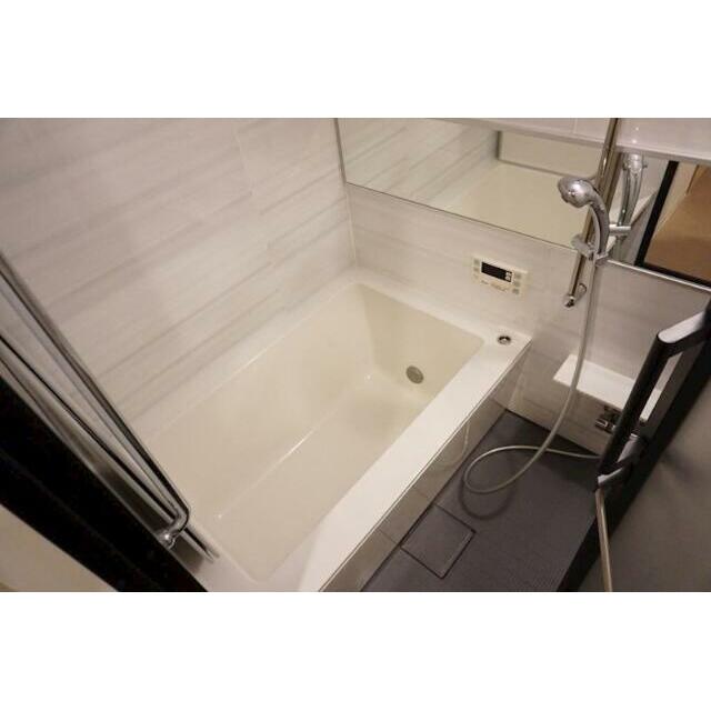 バス・シャワールーム　追焚・浴室暖房乾燥機付バス