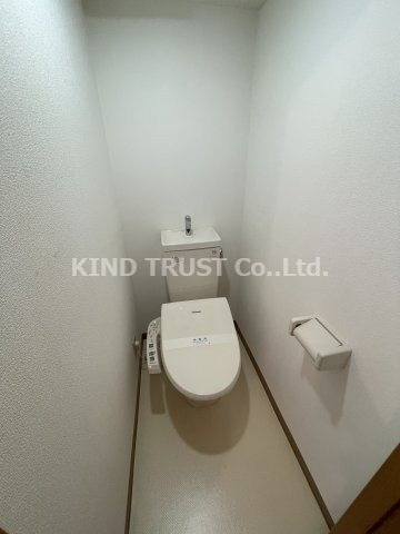 トイレ　落ち着いたトイレです