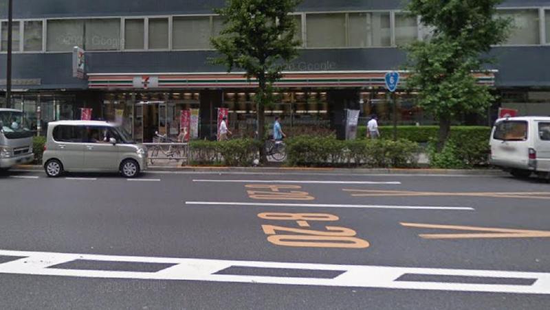 コンビニ　セブンイレブン（コンビニ）まで40m