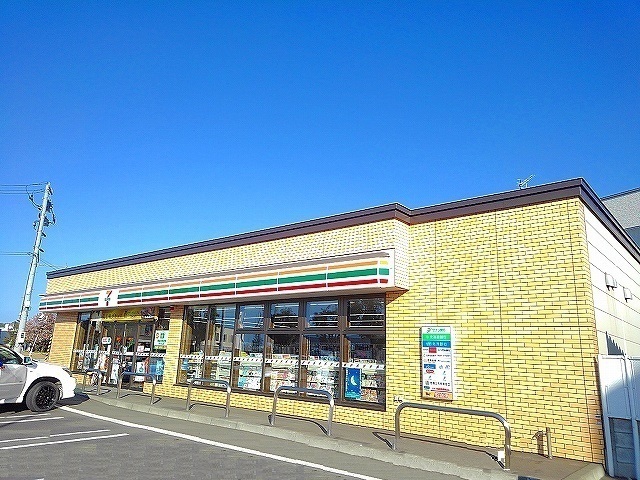 コンビニ　セブンイレブン札幌厚別東2条店（コンビニ）まで287m