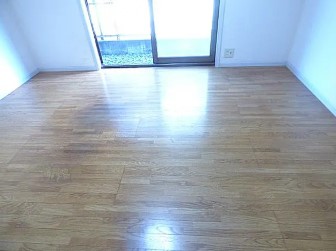 居室・リビング　同施工別物件
