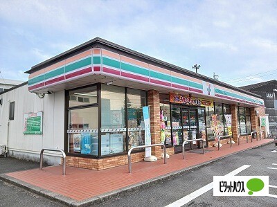 コンビニ　セブンイレブン富士市蓼原西店（コンビニ）まで105m