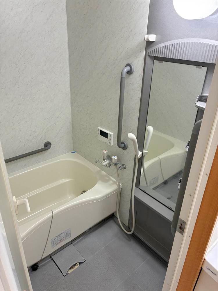 バス・シャワールーム　※別部屋　※退去後にお写真更新予定です