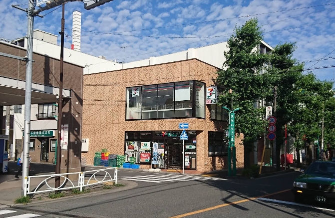 コンビニ　セブンイレブン目黒洗足駅前店（コンビニ）まで141m