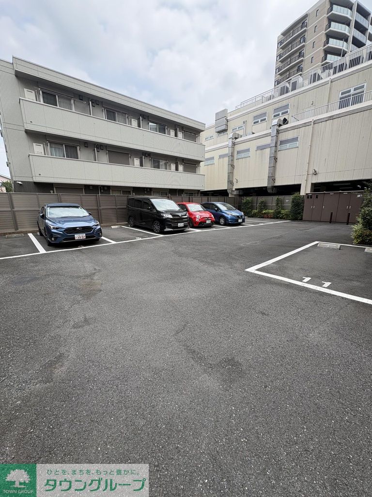 駐車場　★お問い合わせはタウンハウジング聖蹟桜ヶ丘店まで★