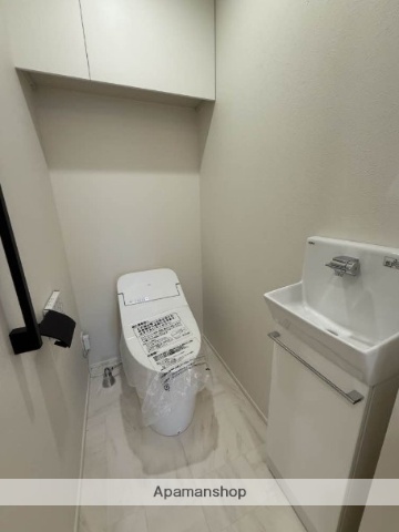 小田急線 生田駅 徒歩8分 4階建 築1年のトイレ写真