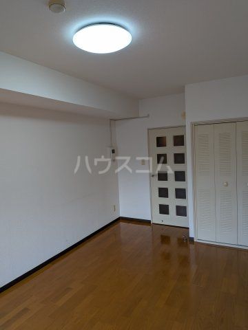 ライオンズマンション川口幸町の内装写真
