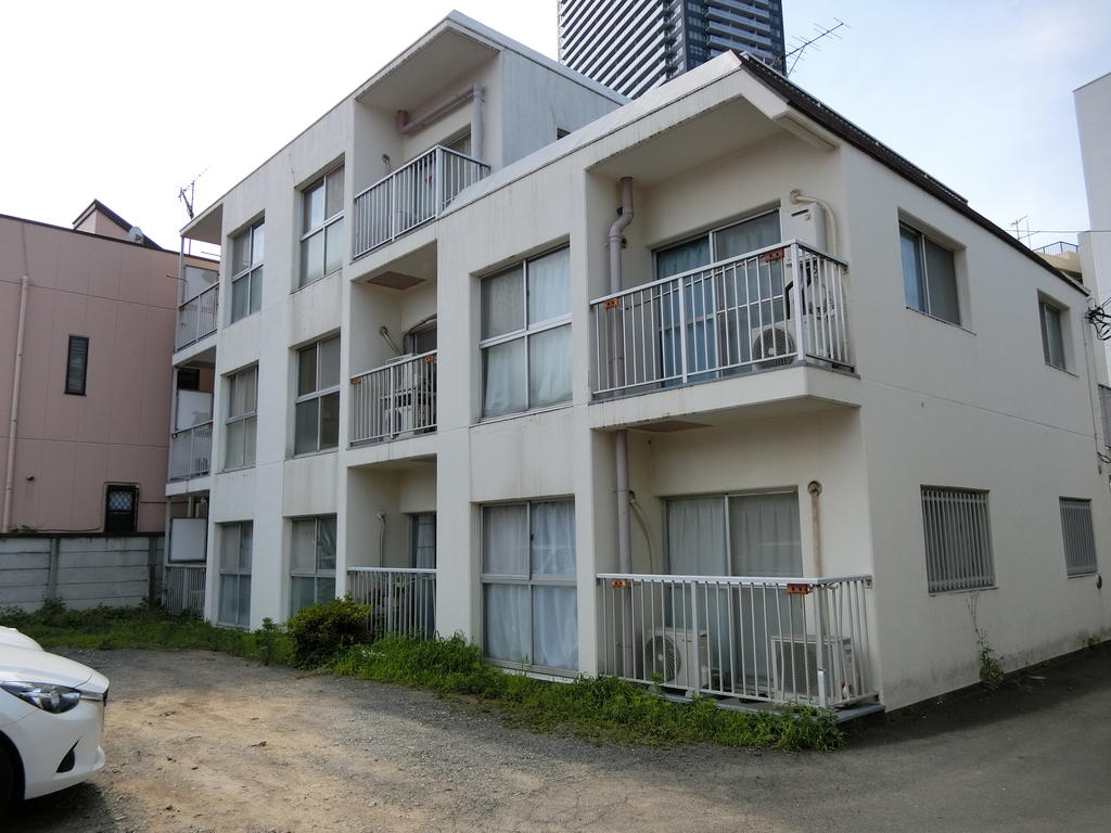 建物外観　南向き陽当たり良