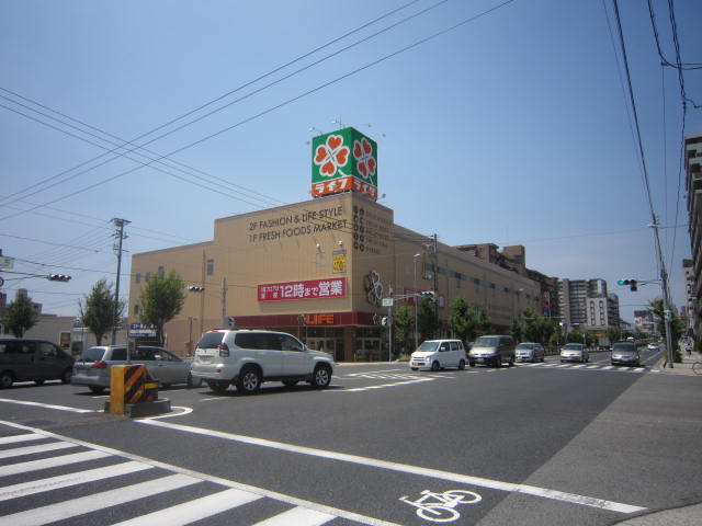 【神戸市東灘区本山中町のマンションのスーパー】