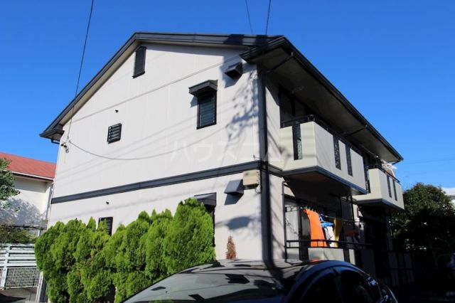 磐田市富士見町のアパートの建物外観