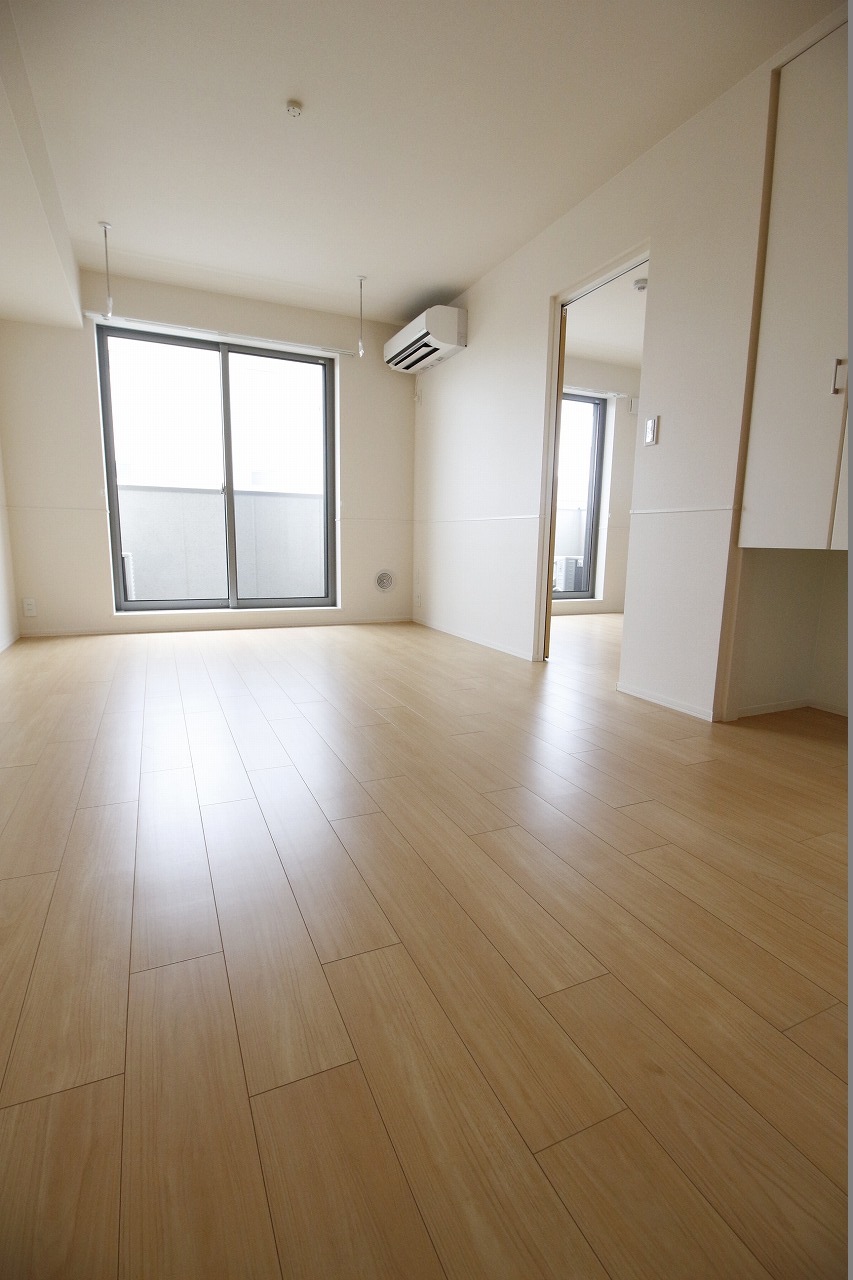 居室・リビング　別の部屋の写真です