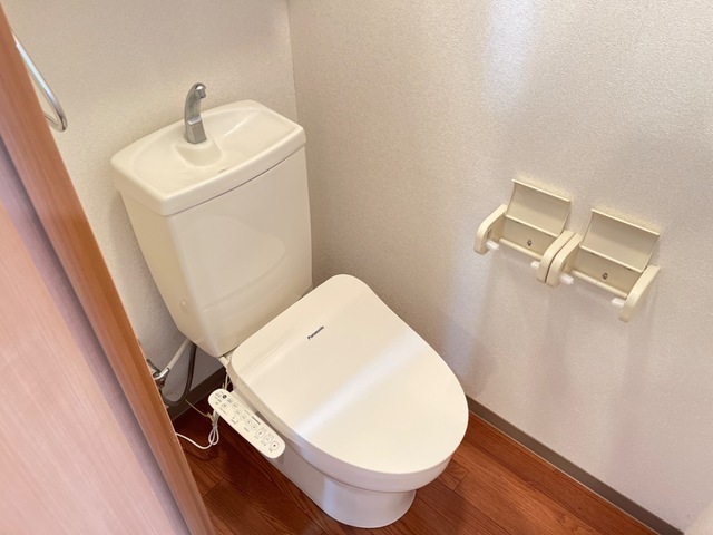 【グリーン・ヒルIのトイレ】