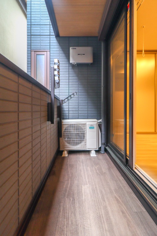 バルコニー　図面と現状に相違がある場合には現状を優先