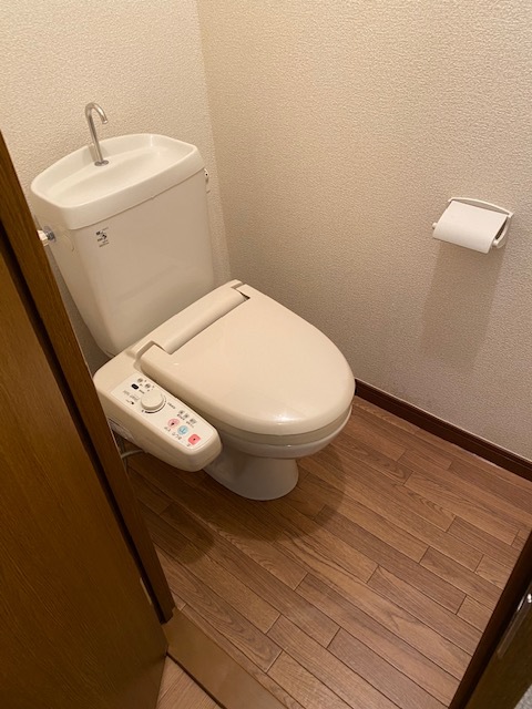 トイレ　バストイレ別