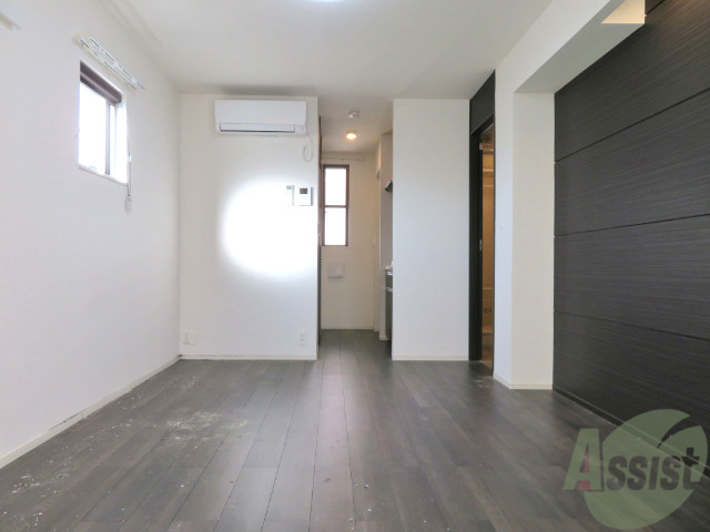 その他部屋・スペース　寝室を別の角度から撮影しました。イメージできますでしょうか？