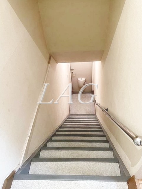 玄関　玄関です。