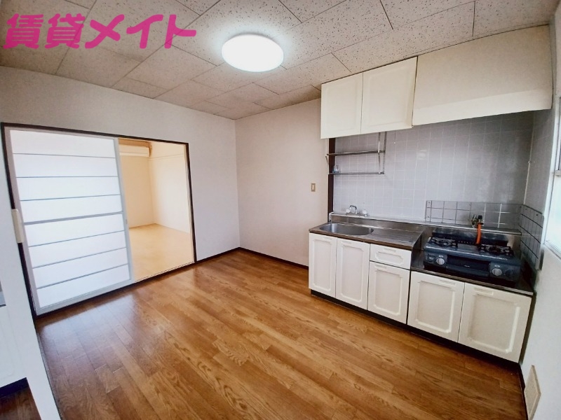 キッチン　同物件別室写真