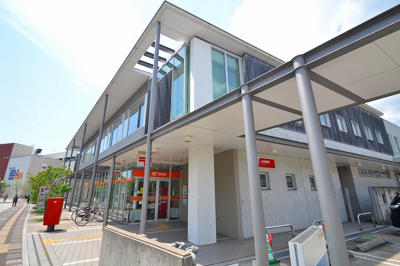 郵便局　阿品台郵便局（郵便局）まで1590m