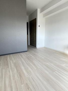 居室・リビング　室内