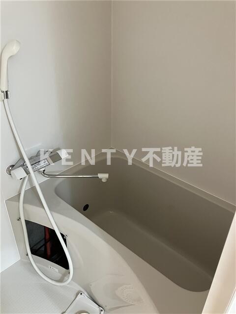 バス・シャワールーム　ゆったり過ごせるお風呂です